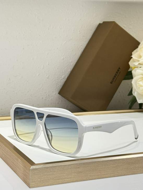 Picture of Burberry Sunglasses _SKUfw76769892fw